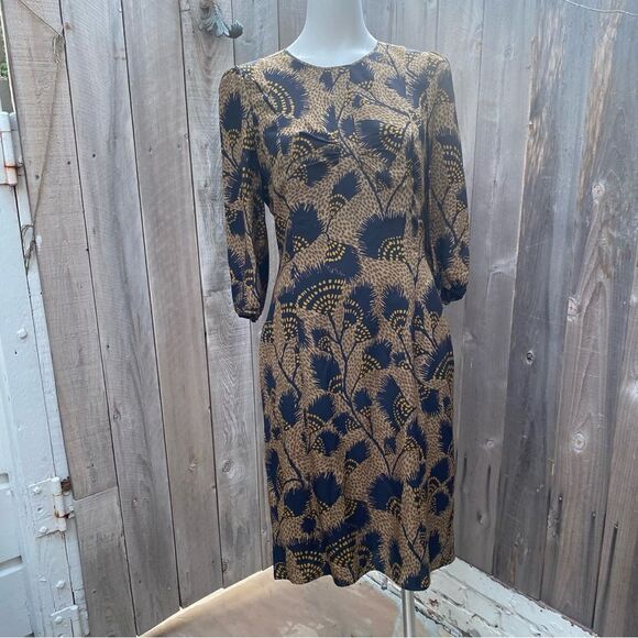 Burberry 3/4 Sleeve Printed A-Line Knee-Length Dress in Dark Camel sz 8 - Picture 1 of 10